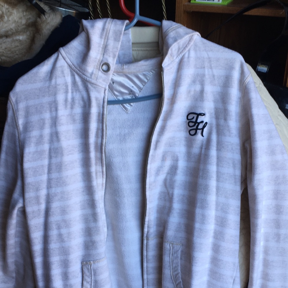 Tommy Hilfiger sweater